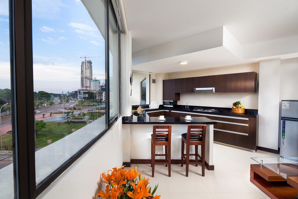 סנטה קרוז דה לה סיירה Mai Suites Apart Hotel מראה חיצוני תמונה