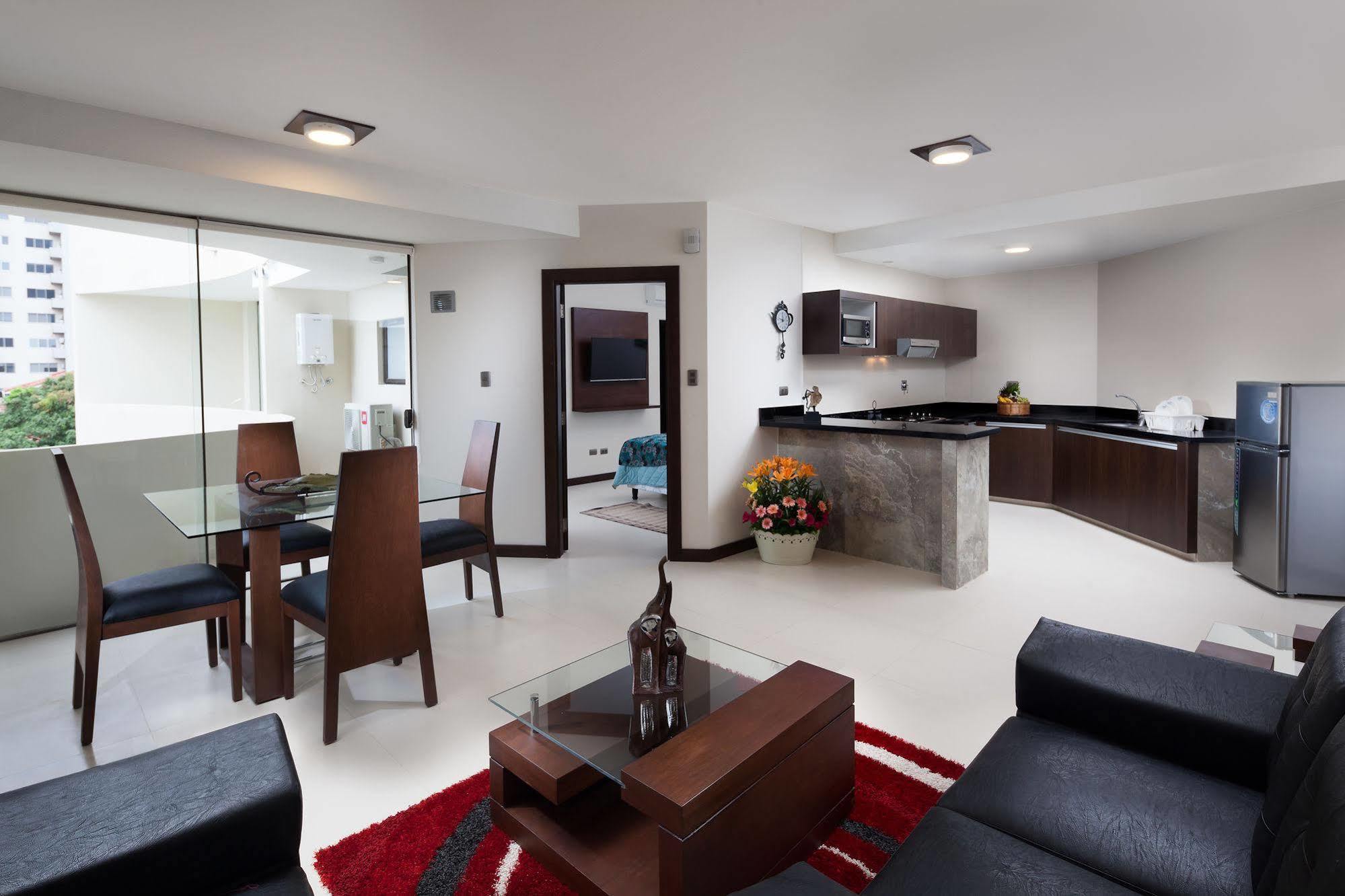 סנטה קרוז דה לה סיירה Mai Suites Apart Hotel מראה חיצוני תמונה