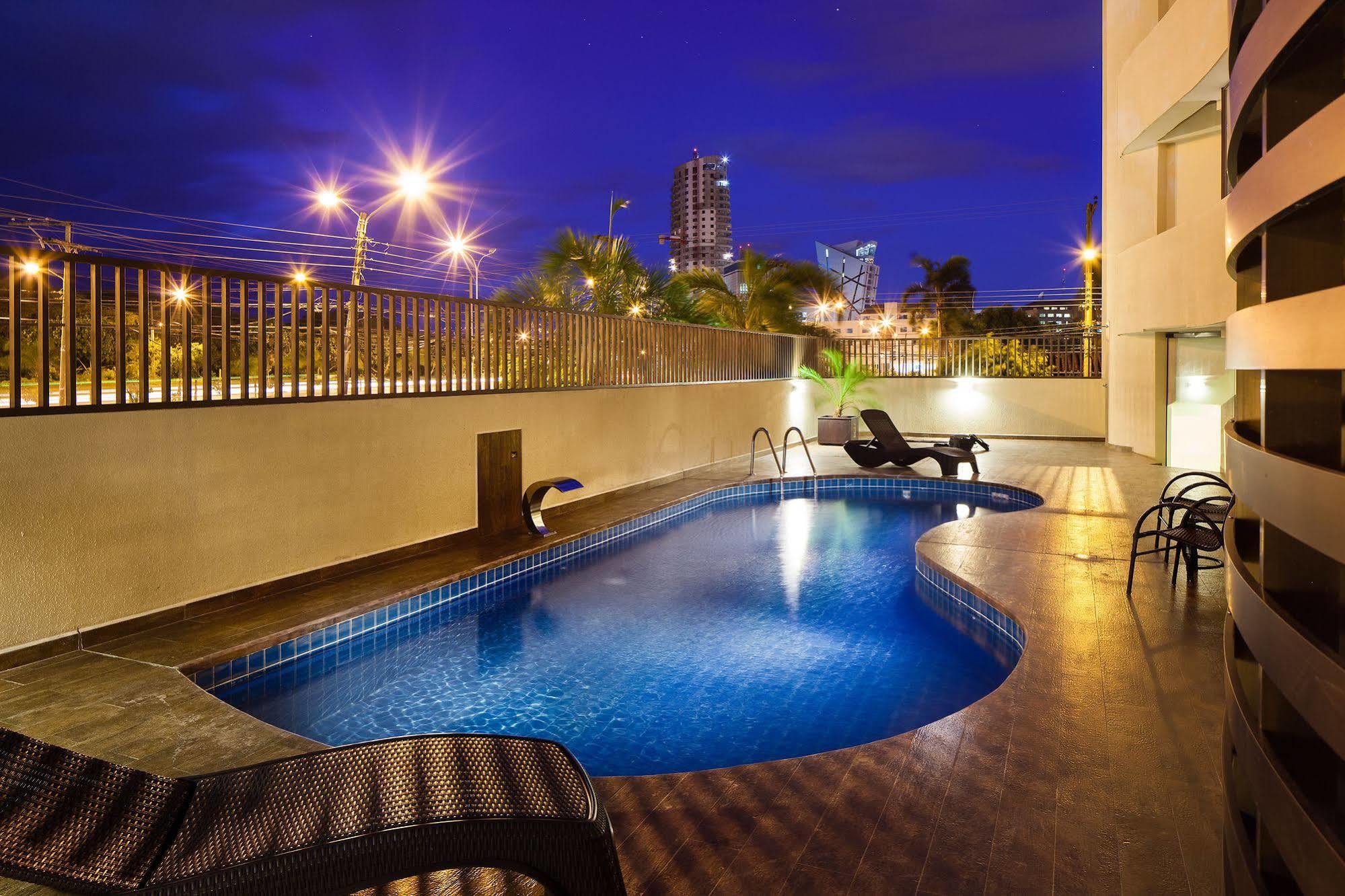 סנטה קרוז דה לה סיירה Mai Suites Apart Hotel מראה חיצוני תמונה
